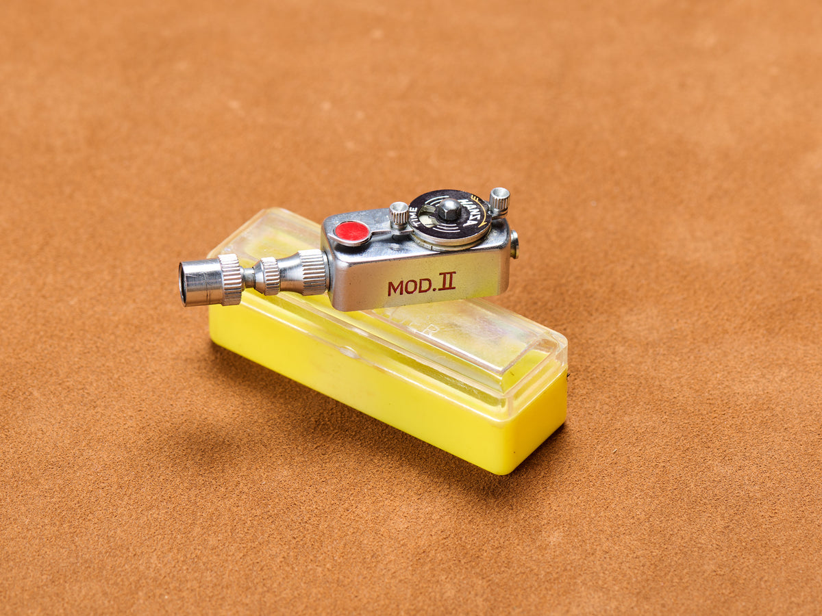 Hansa Mod. II Mechanical Self Timer with yellow case